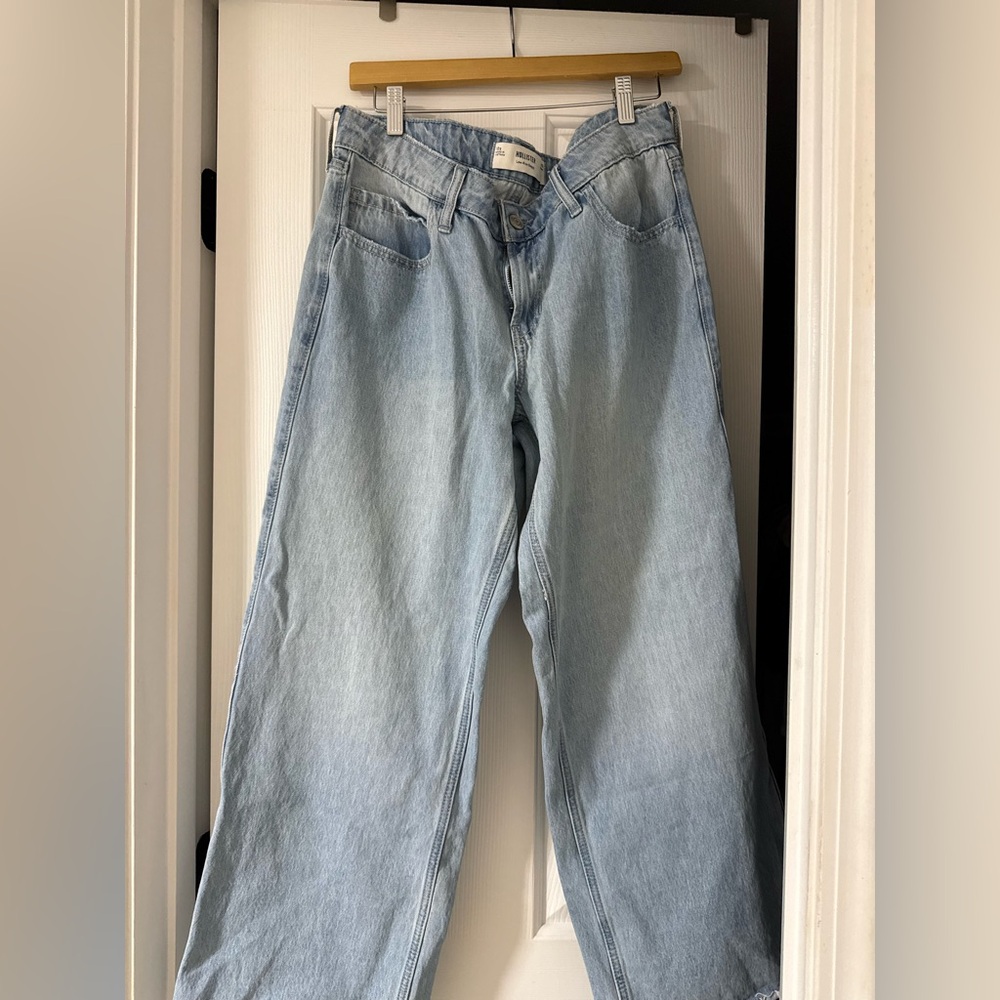 Hollister Light Blue Low-Rise Baggy Jeans